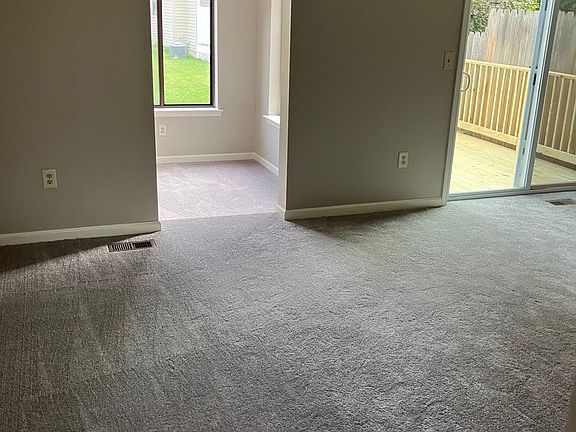 2nd image of 8248 Beehive Cir