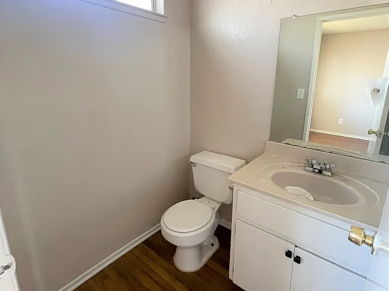 8712 California City Blvd #1-6 — Photo 12