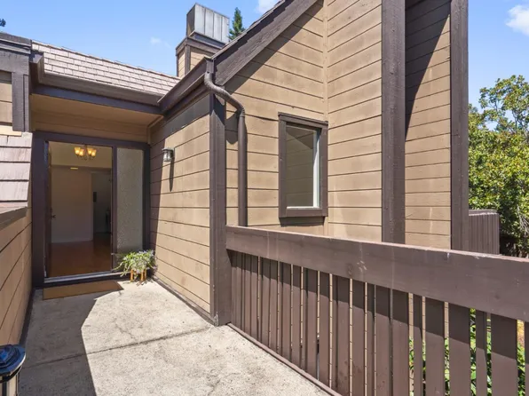 584 Thain Way, Palo Alto, CA 94306