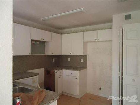 4th image of 6103 NW 116th Pl APT 460