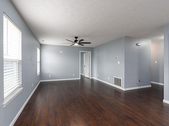 3rd image of 146 Kinkaid Dr