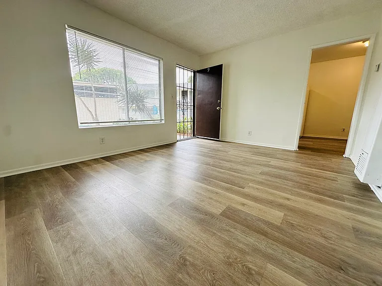 3458 Richland Dr #9 — Photo 3