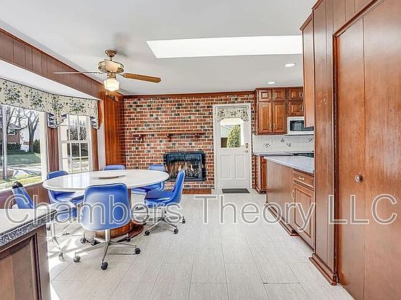 5th image of 4216 Worcester Dr