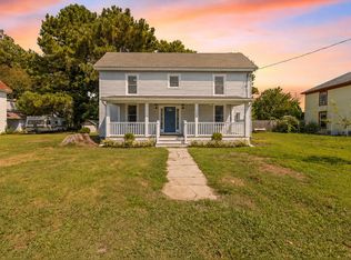 18215 1st St, Keller, VA 23401
