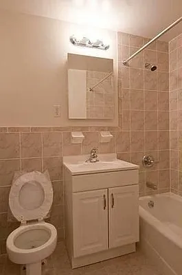 Rented by Century 21 Premier  | media 7