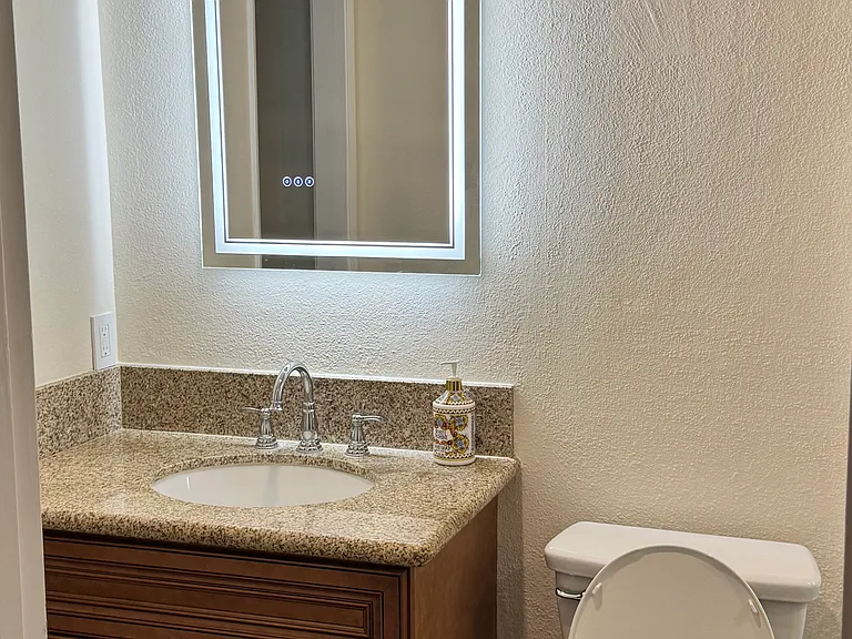9600 Van Nuys Blvd #107 — Photo 14