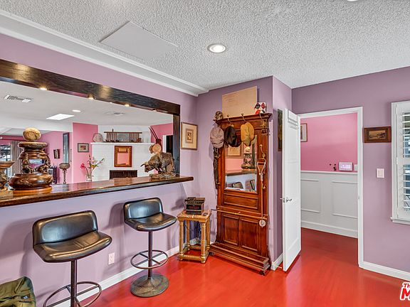 4th image of 3413 Moore St