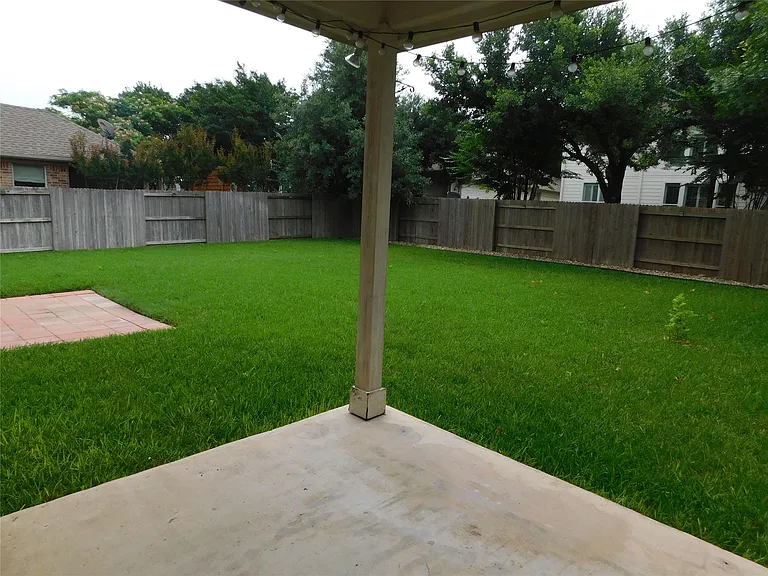 1511 Homewood Cir — Photo 20