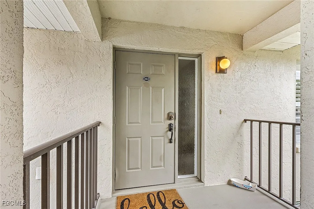 2 bed, 2.0 bath, 958 sqft, $3,500 — Photo 1