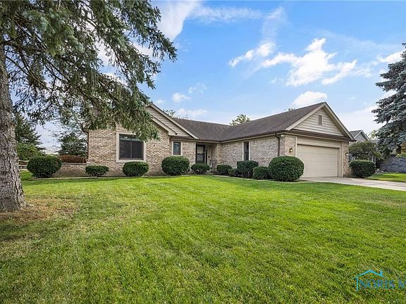 3rd image of 2349 Eastpointe Dr