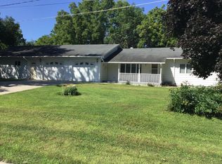 329 W 5th St, Clinton, MN 56225