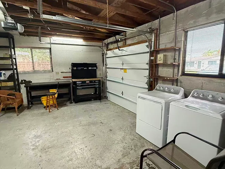 10020 SW 83rd St — Photo 34