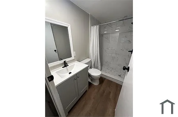 Building Photo - 10514 Bay Hills Cir