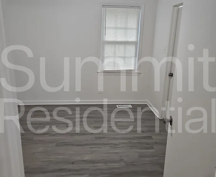 605 Betty St #B — Photo 14