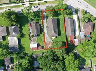 1018 E 28th St #A, Houston, TX 77009