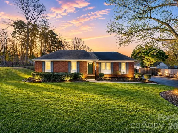 2309 Amity Ave, Gastonia, NC 28054