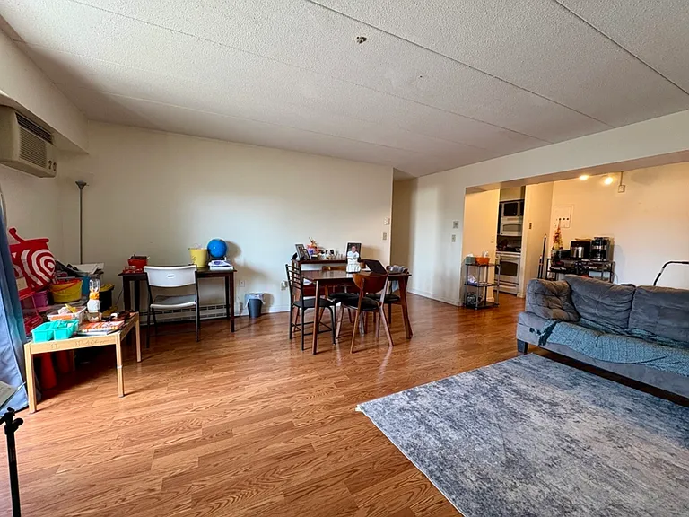 125 Pleasant St #308 — Photo 3