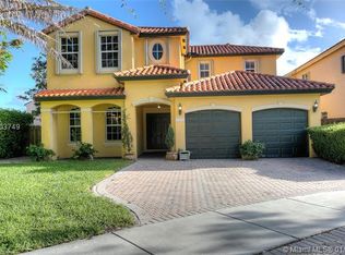 15293 SW 39th Ter, Miami, FL 33185