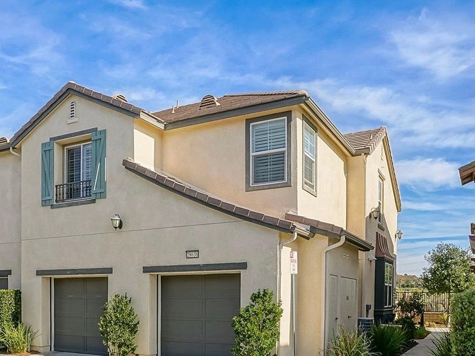 1st image of 28638 Pietro Dr