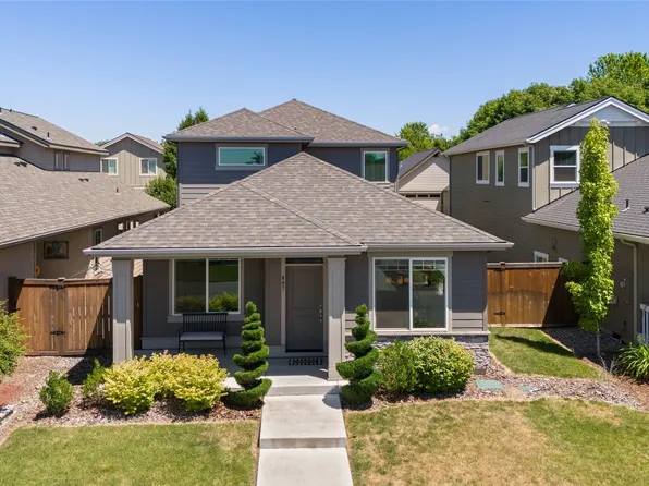 607 SE Whimbrel Loop, College Place, WA 99324