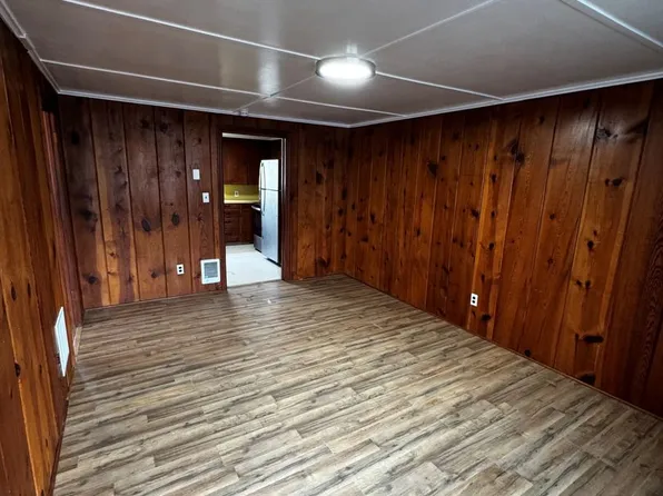 Shorepine Apartments, 1624 S Columbia St #2, Seaside, OR 97138