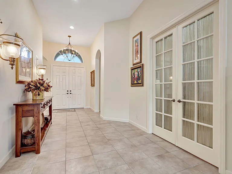 8671 Falcon Green Dr — Photo 5
