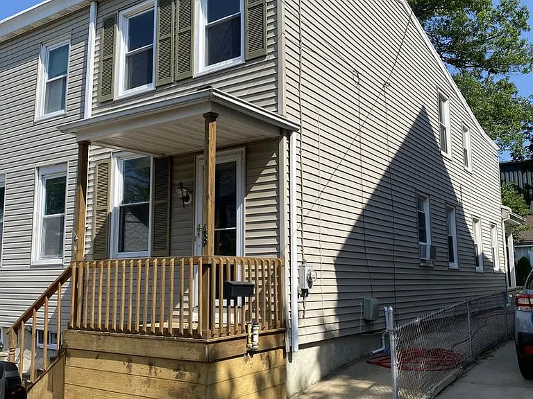 48 Elizabeth St — Photo 16