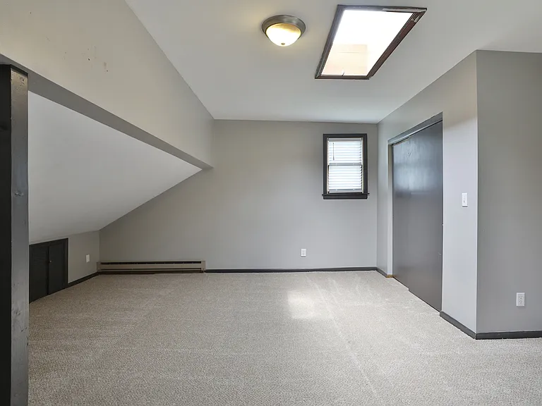2725 Allegheny Ave — Photo 19