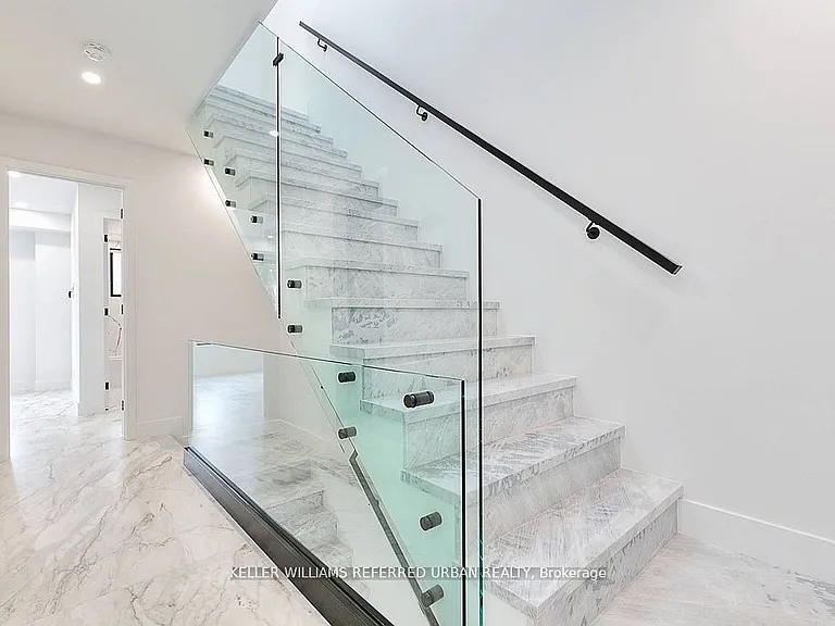 613 Harvie Ave — Photo 13