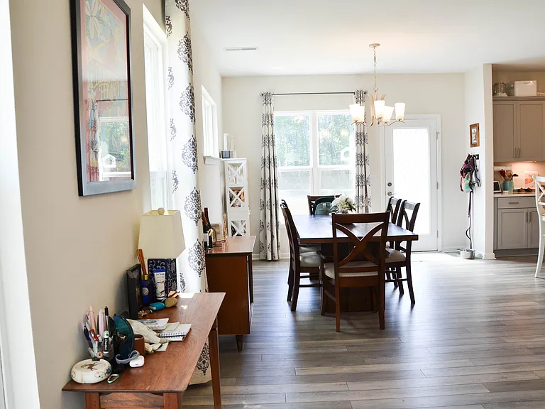 1634 Glacier Dr — Photo 7