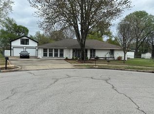 2712 E Indianola St, Broken Arrow, OK 74014