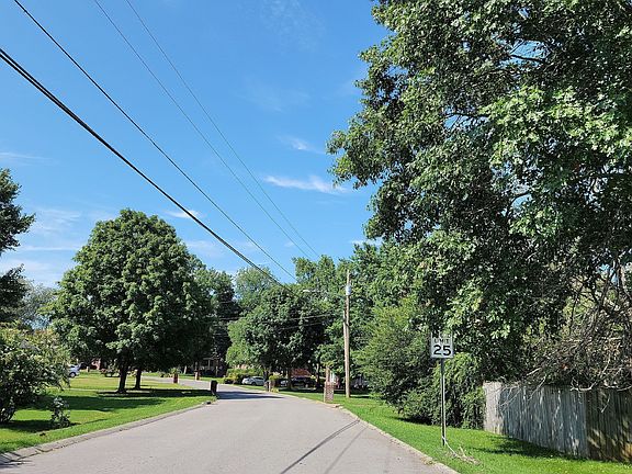 4th image of 209 Hermitage Dr