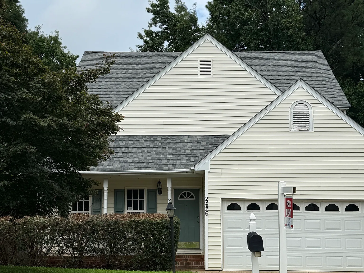 4 bed, 1742 sqft, $2,400 — Photo 1