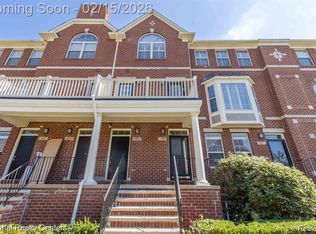 1399 Raliegh Pl, Troy, MI 48084