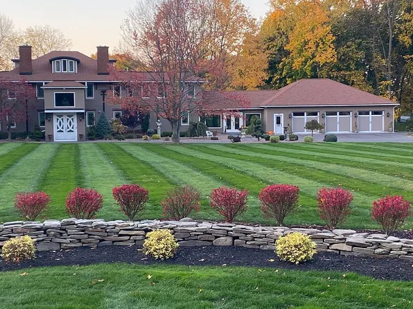 130 Paris Rd, New Hartford, NY 13413