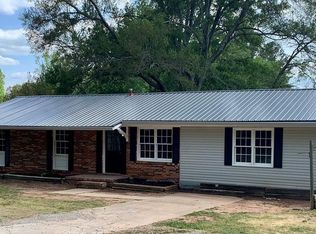 1825 Foote McClellan Rd, Hull, GA 30646