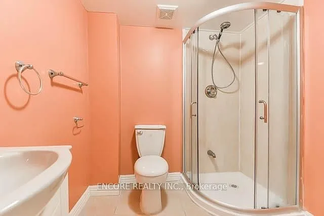 1006 Bur Oak Ave — Photo 17