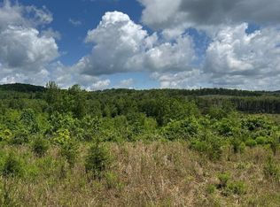 Marian Rd, Hillsville, VA 24343