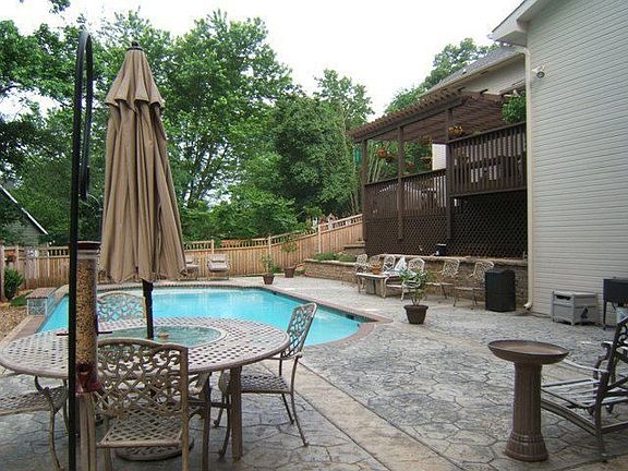5th image of 8400 Cambridge Woods Ln