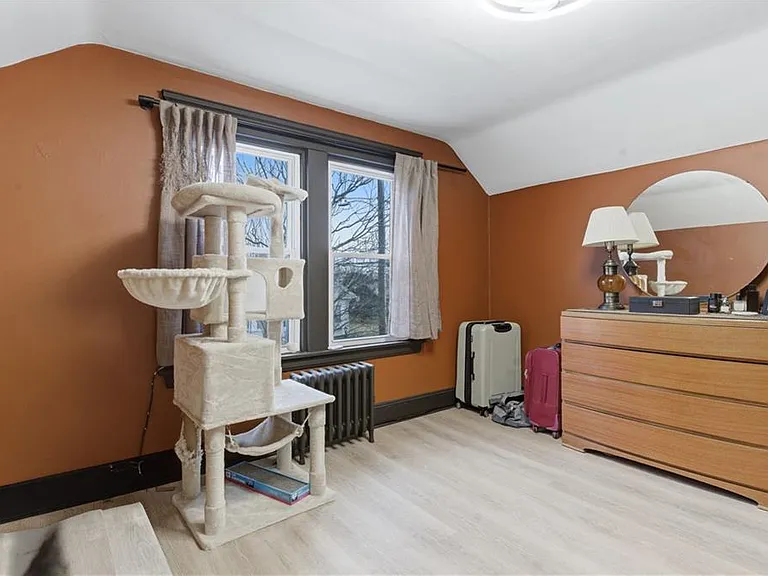 44 Holburn Ave — Photo 20