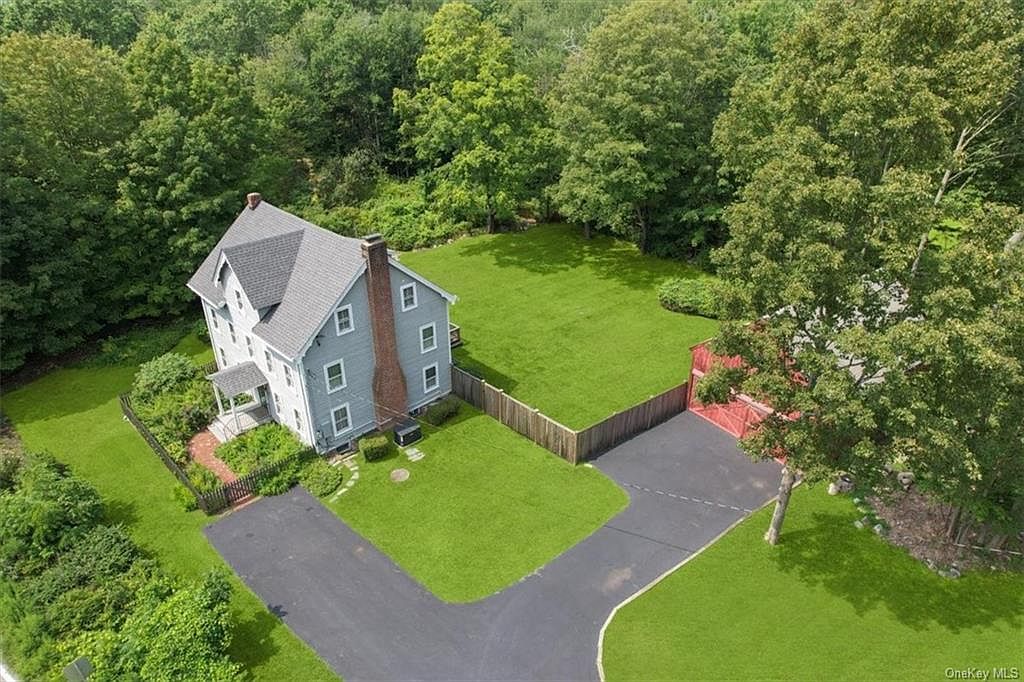 319 Oscawana Lake Road, Putnam Valley, NY 10579 Zillow