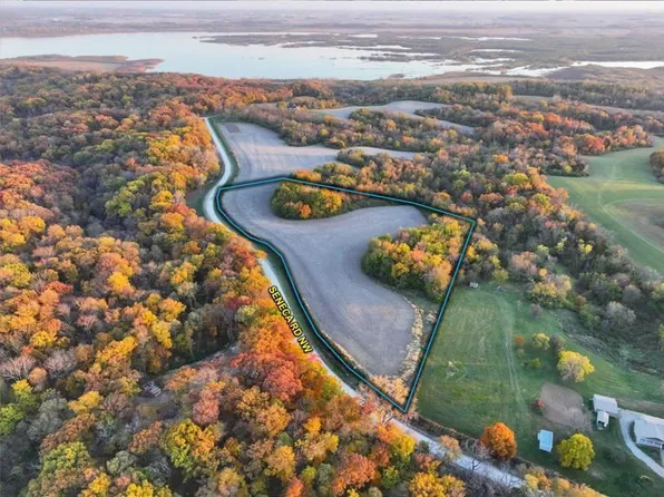 0 Seneca Rd NW, Swisher, IA 52338