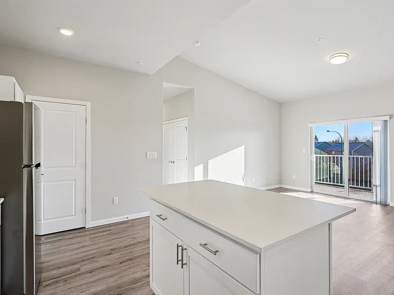 Tahoma Terrace Apartments — Photo 37