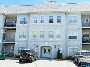 608 Brittany Dr #608, Wayne, NJ 07470