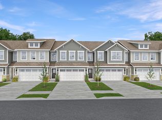 7453 Marin Pkwy, Cumberland, IN 46229