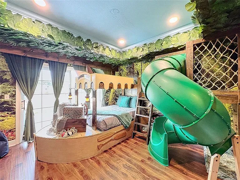 1328 Seven Eagles Ct — Photo 14