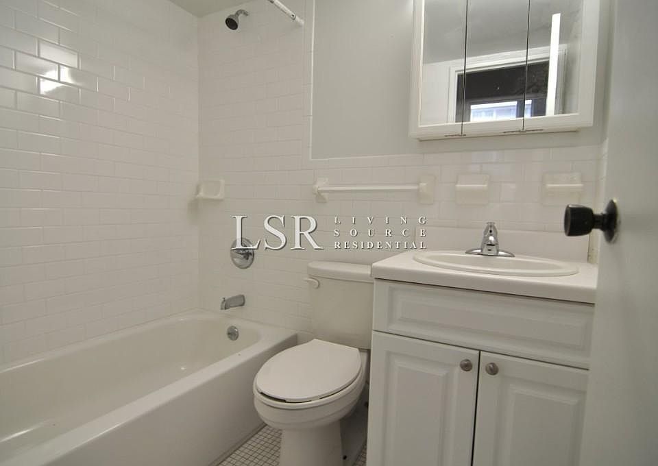2nd image of 33 Gold St APT 703