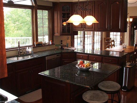 3rd image of 35995 Pepper Dr
