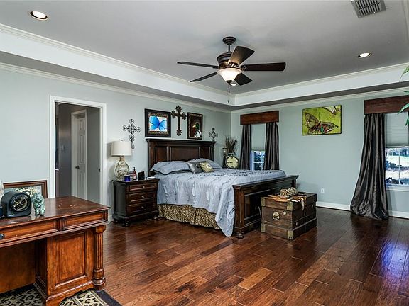 4th image of 7907 County Road 3802a