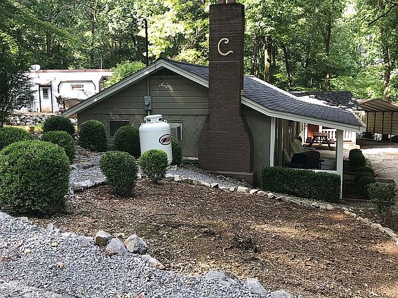 2nd image of 264 Sunrise Dr